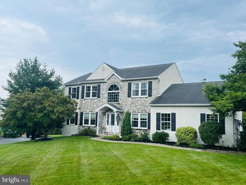 1506 Aspen Drive photo 1