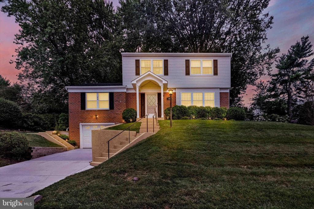 711 Idlewild Road photo 1