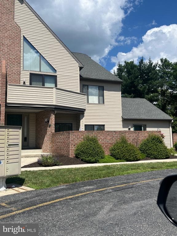 910 Cherrington Drive #910 photo 1