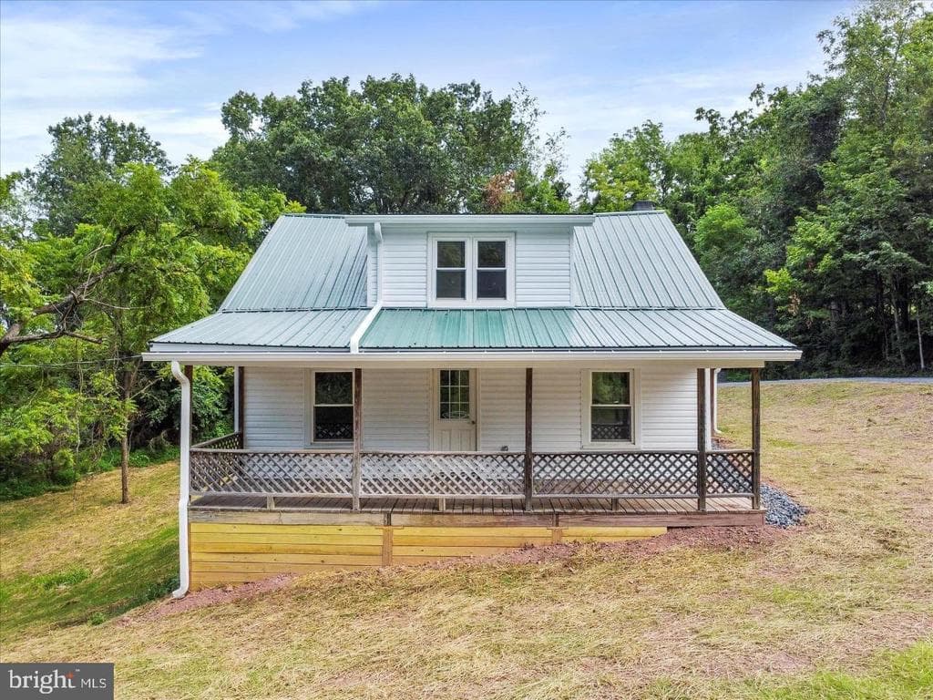10559 Lincoln Highway photo 1