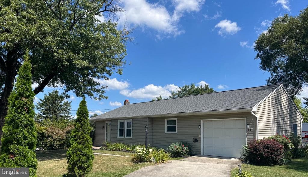 41 Wolfs Bridge Road photo 1