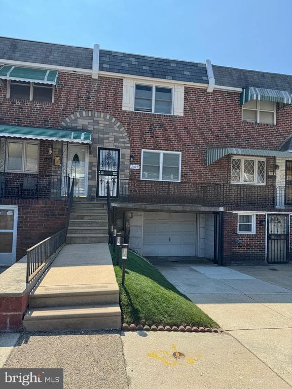 7520 Elmwood Avenue photo 1