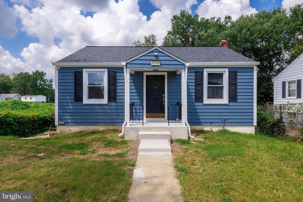 6100 Elder Street photo 1