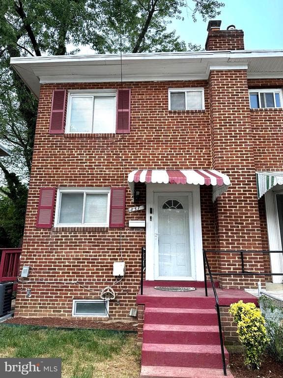 857 Neptune Avenue photo 1