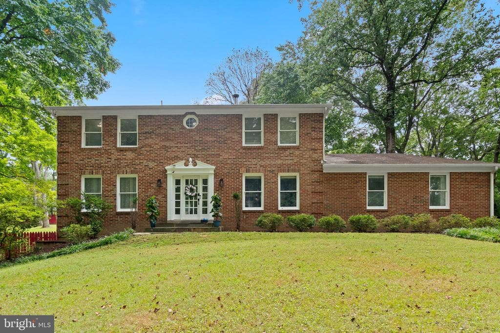 8117 Whirlwind Court photo 1