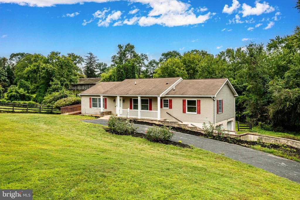 249 Mattson Road photo 1