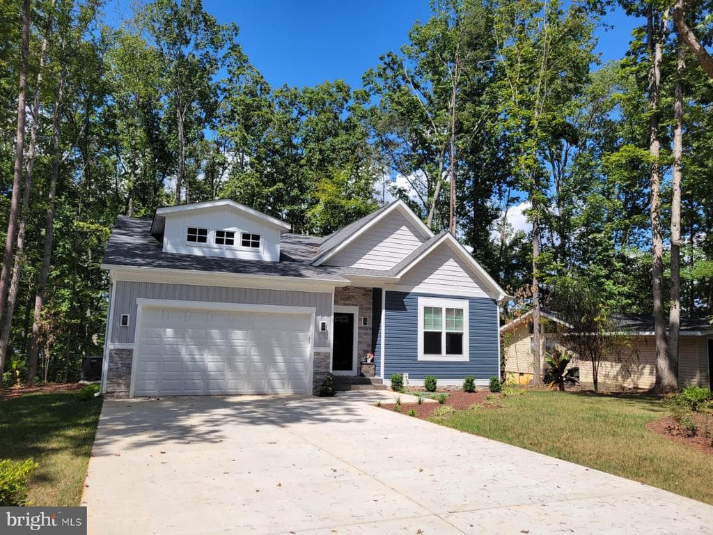 112 Edgehill Drive photo 1