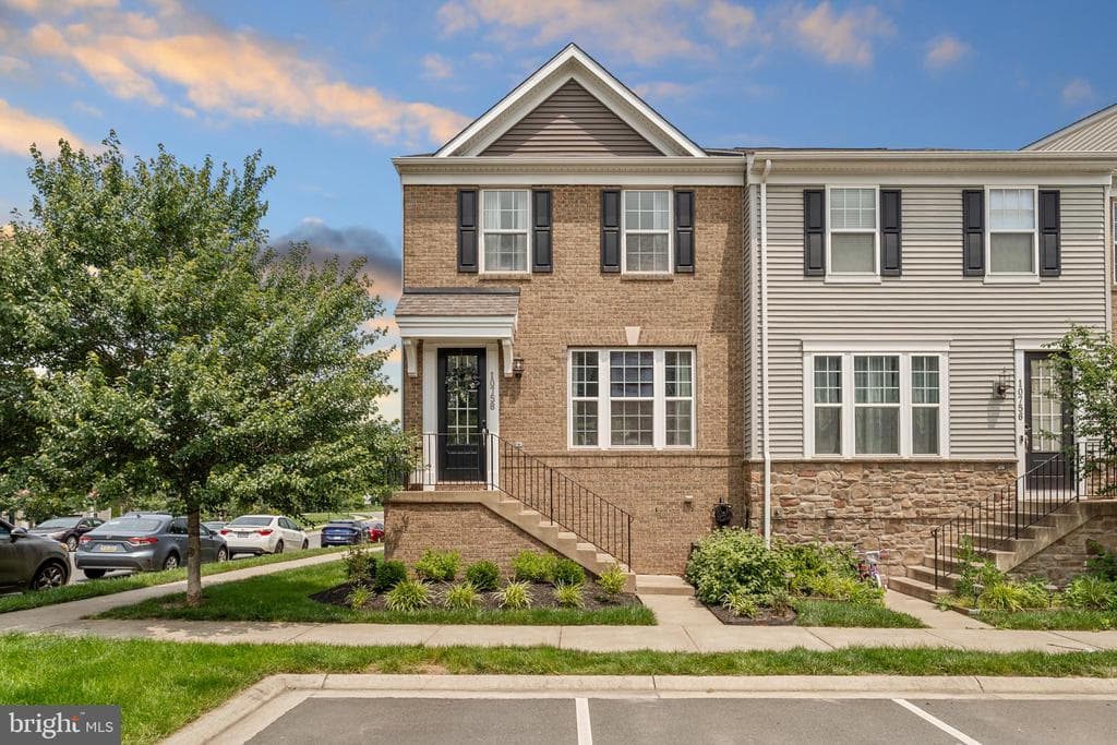 10758 Hinton Way photo 1