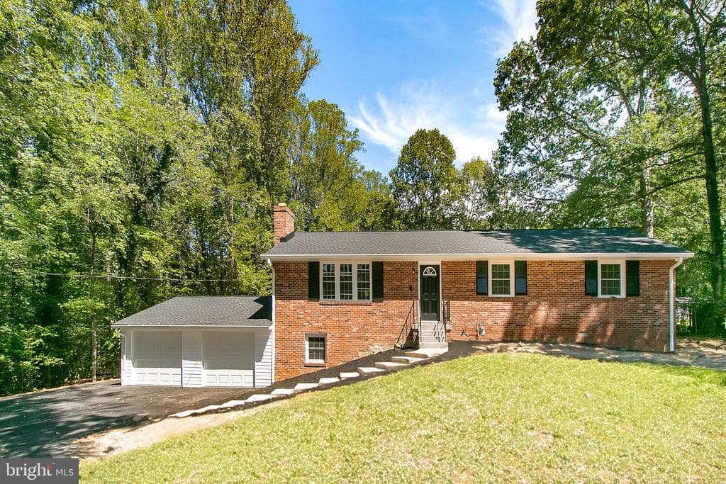 13305 Kahns Road photo 1