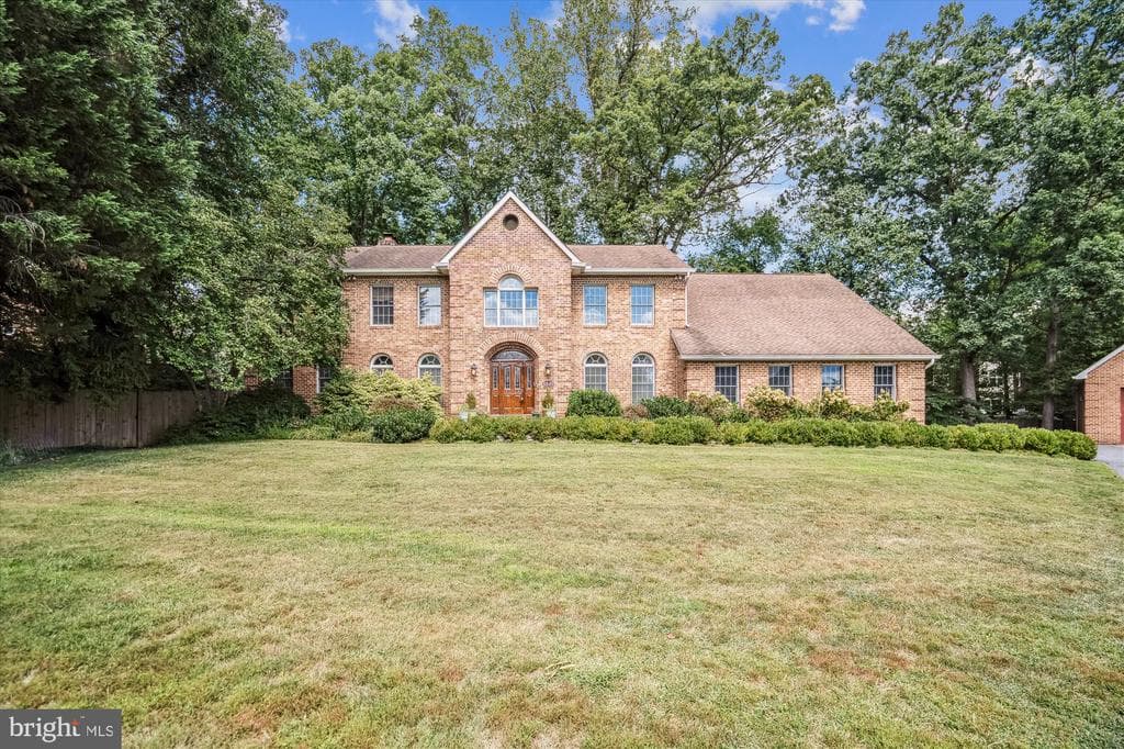 8849 Tuckerman Lane photo 1