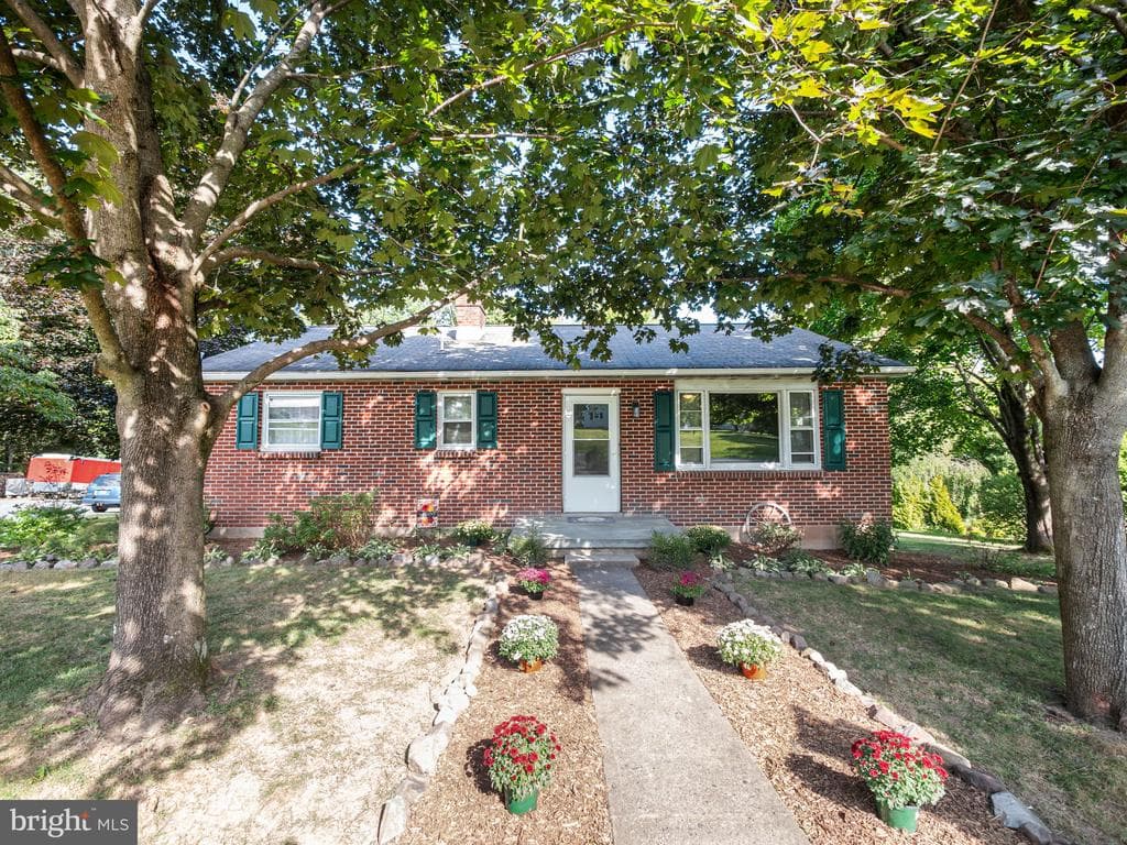 2349 Edna Avenue photo 1