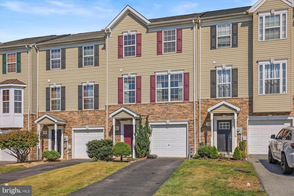 104 Bruaw Drive photo 1