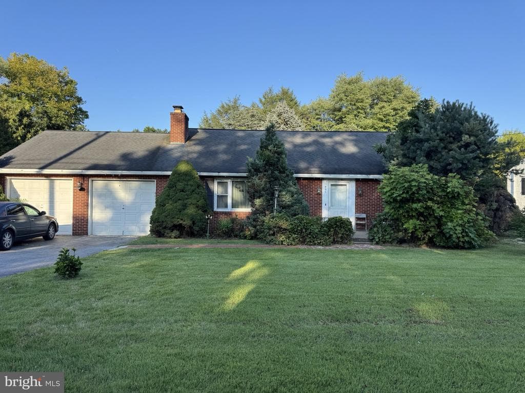 401 Bondsville Road photo 1
