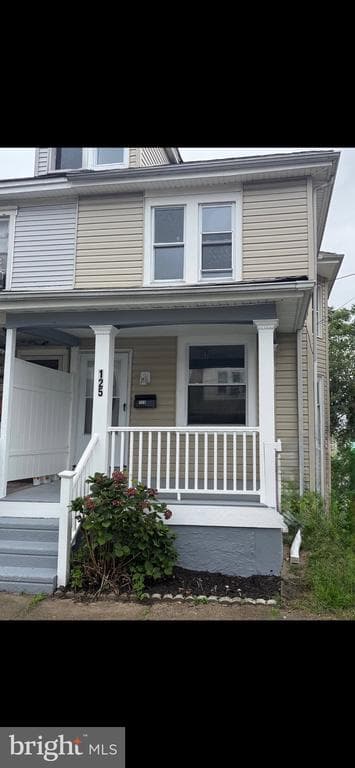 125 White Avenue photo 1