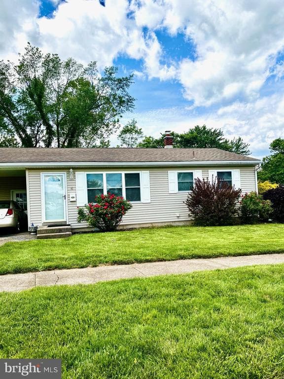 4 Greenwood Drive photo 1