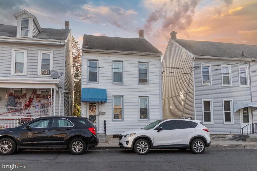 260 S 6th Street photo 1