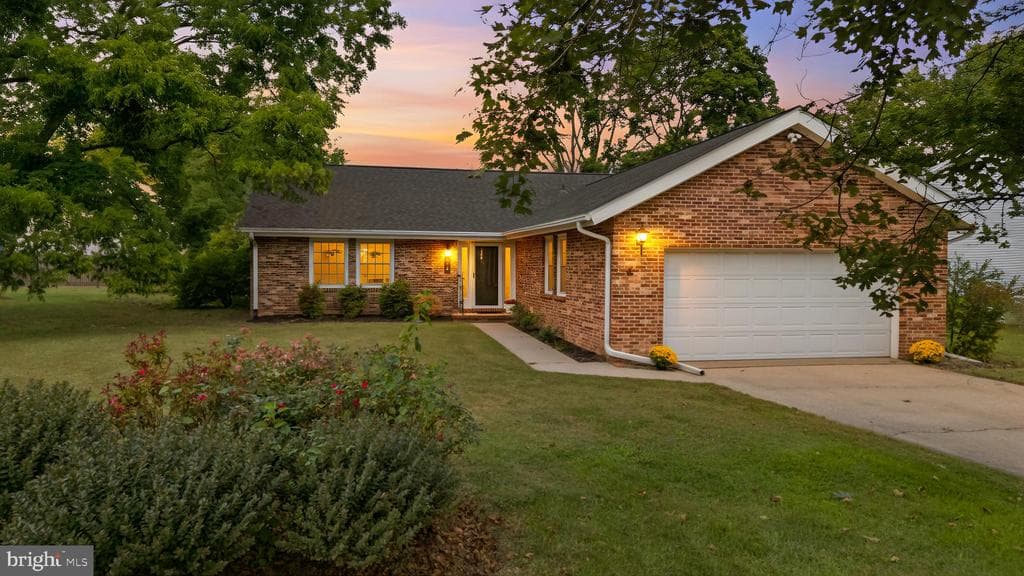 101 Birch Run Road photo 1