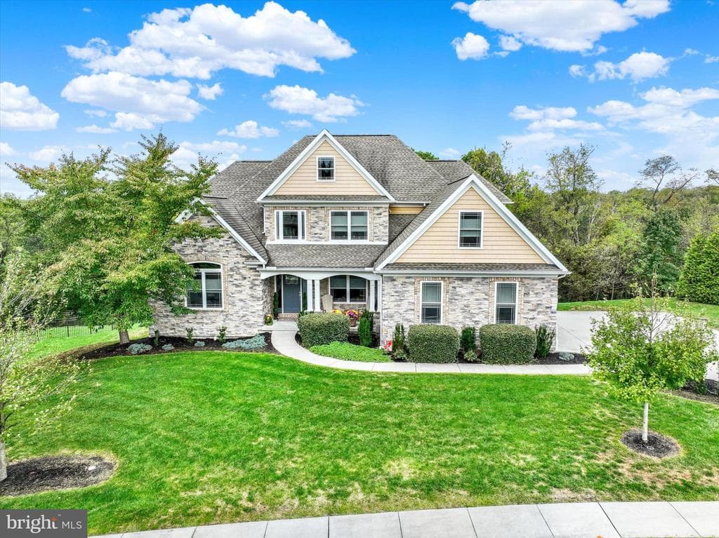 19 Marina Drive photo 1