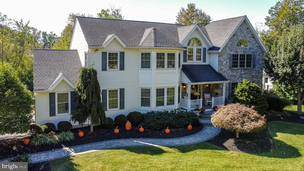 206 Broad Acres Road photo 1
