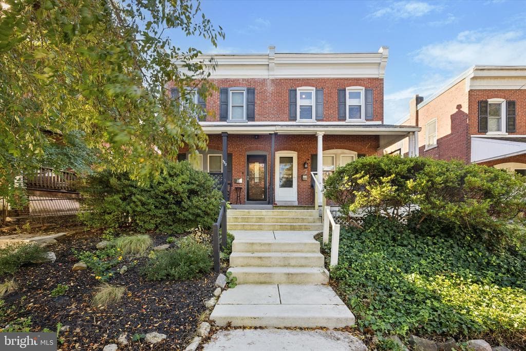 334 W Second Street photo 1