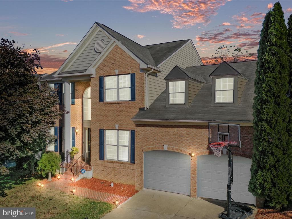930 Wayne Drive photo 1