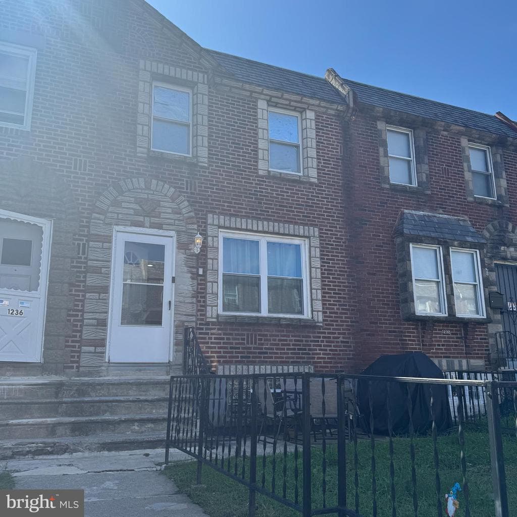 1234 Greeby Street photo 1