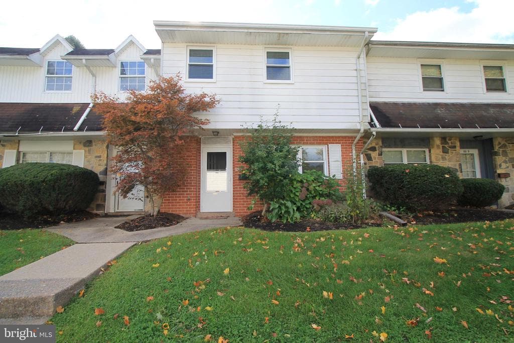 1111c W Aaron Drive photo 1
