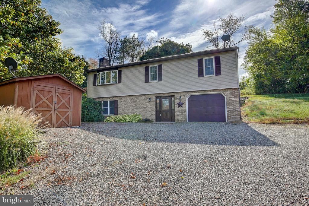 62 Quarry Drive photo 1