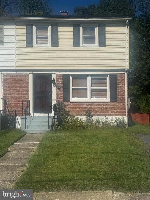 5812 Shoshone Drive photo 1