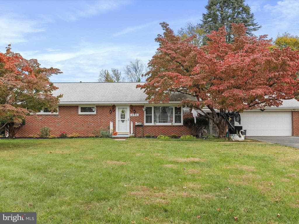 10901 Roessner Avenue photo 1