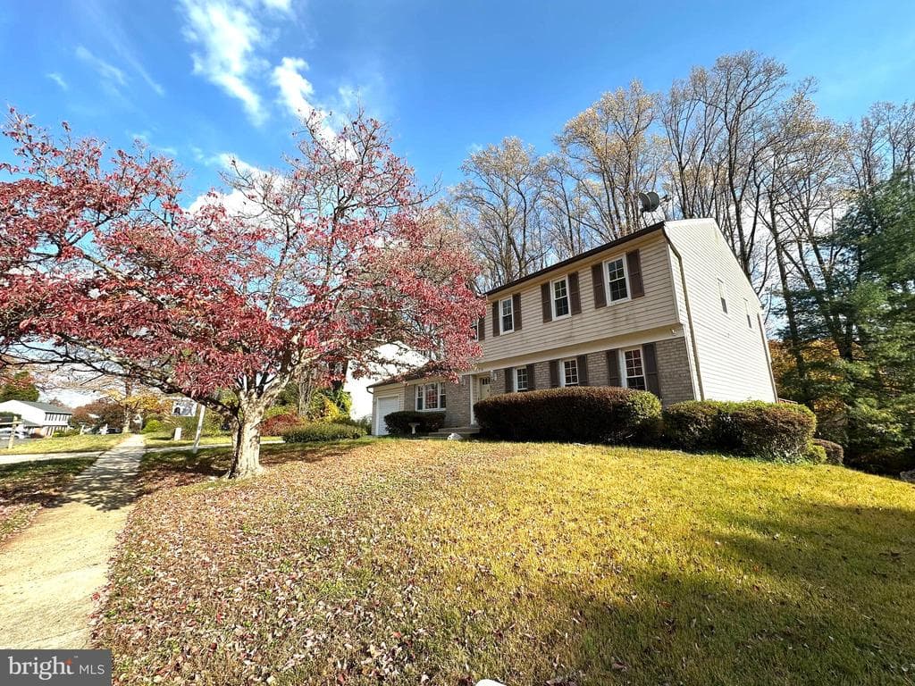 1609 Winding Waye Lane photo 1