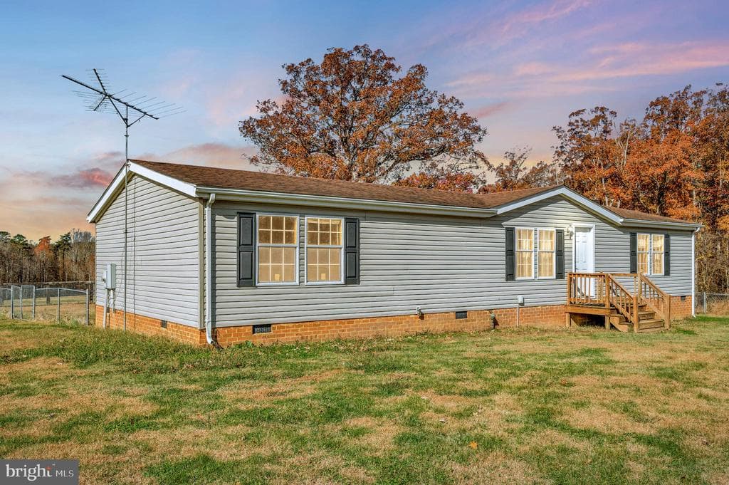 4645 Thomas Jefferson Parkway photo 1