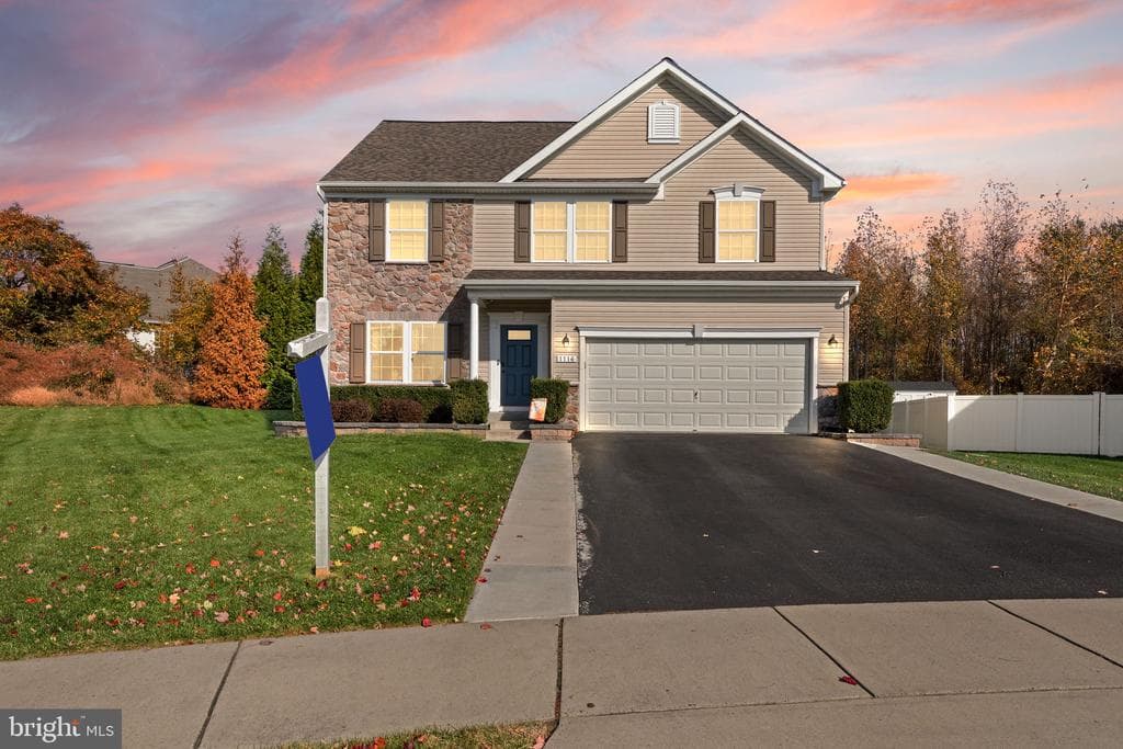 1116 Melissa Court photo 1
