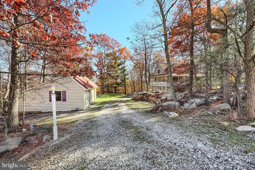 65 Scarlet Way photo 1