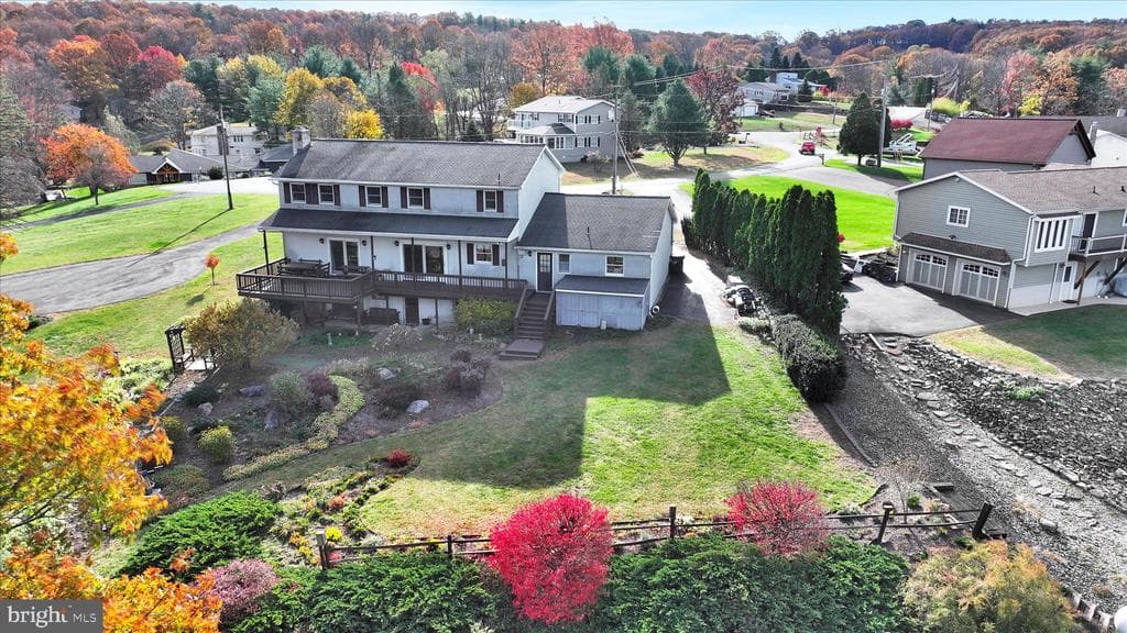 831 Cayuga Cove photo 1