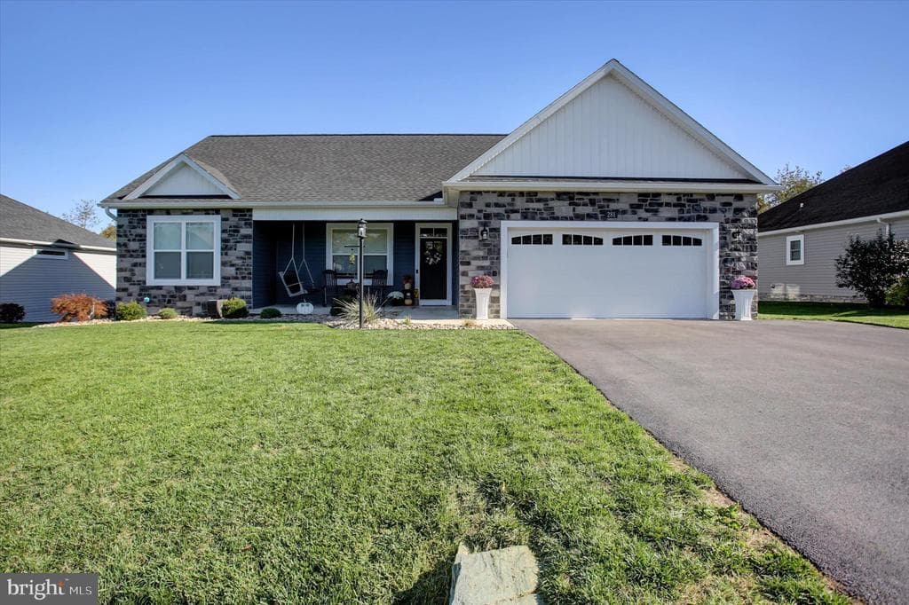 281 Toms Lane photo 1