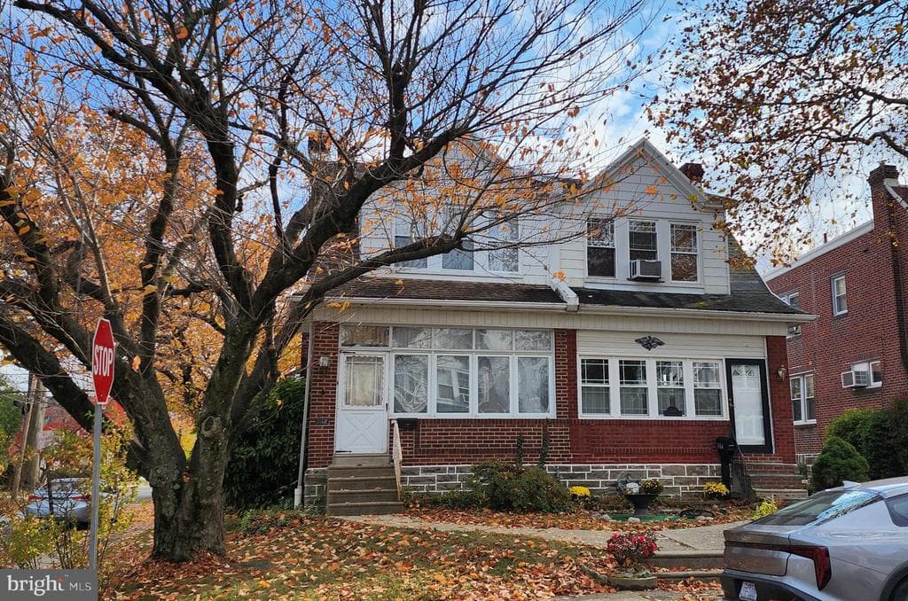 162 W Albemarle Avenue photo 1