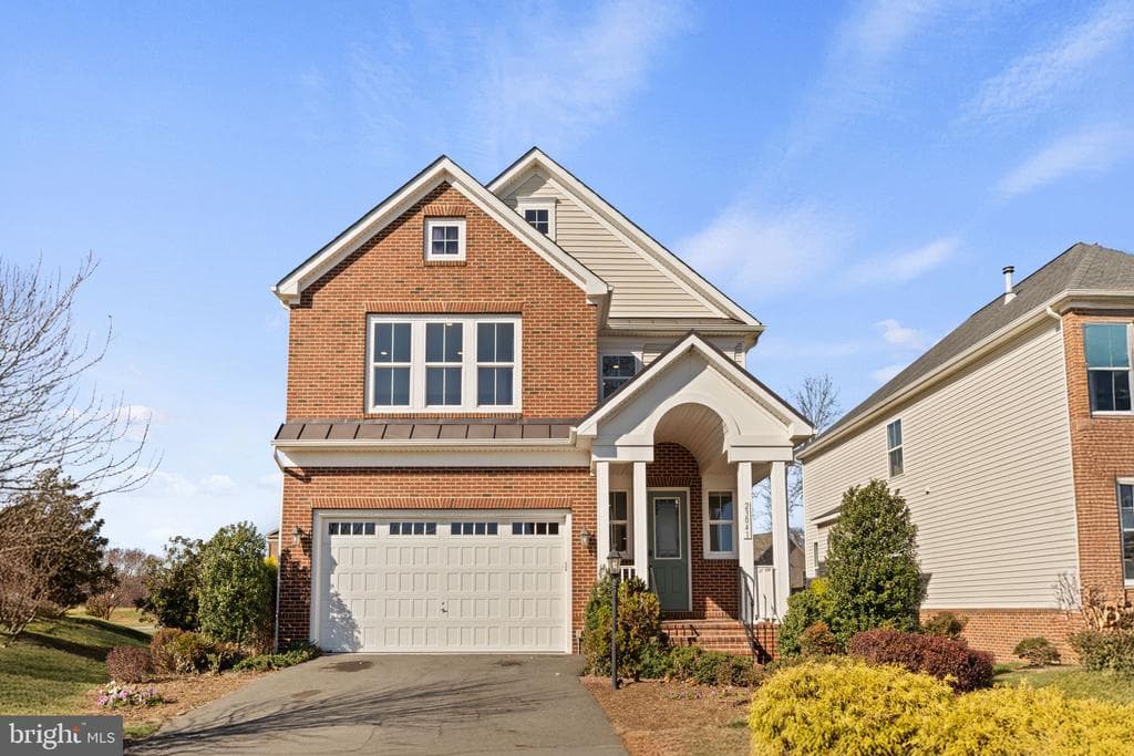 23041 Canyon Oak Court photo 1