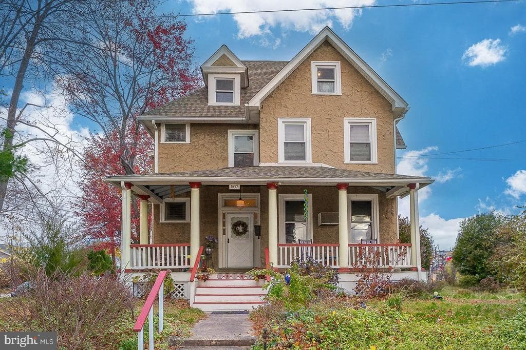 507 Morton Avenue photo 1