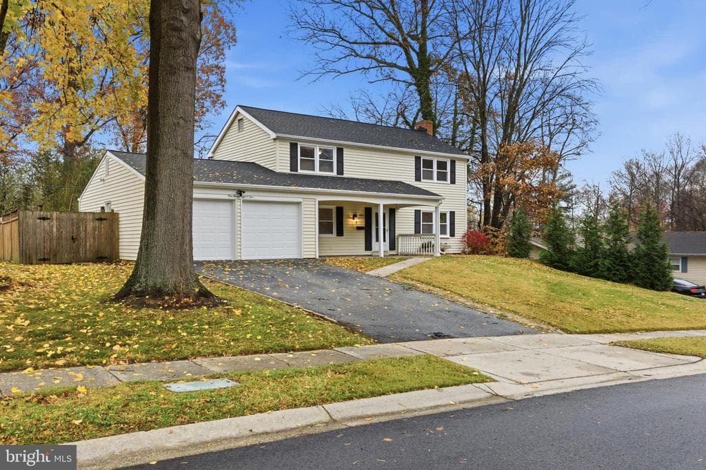 12804 Holiday Lane photo 1