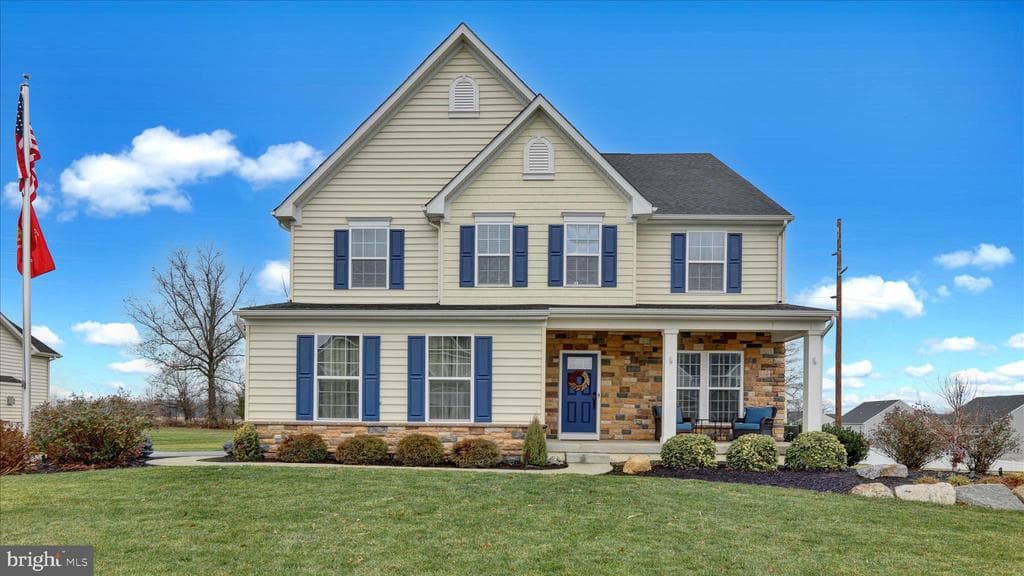 30 Huntsville Drive photo 1
