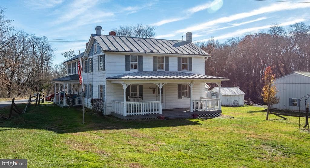14735 Montresor Road photo 1