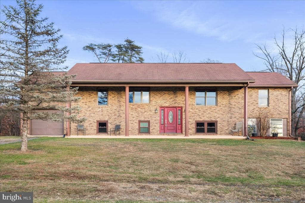 1716 Ridgeway Road photo 1