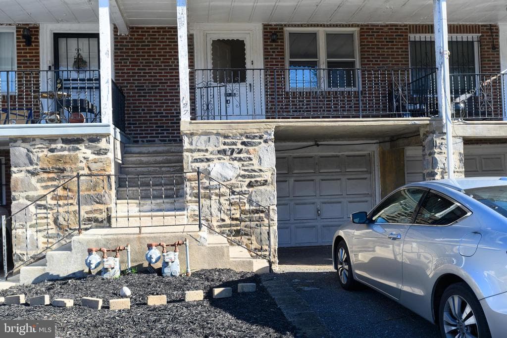 127 Sherbrook Boulevard photo 1