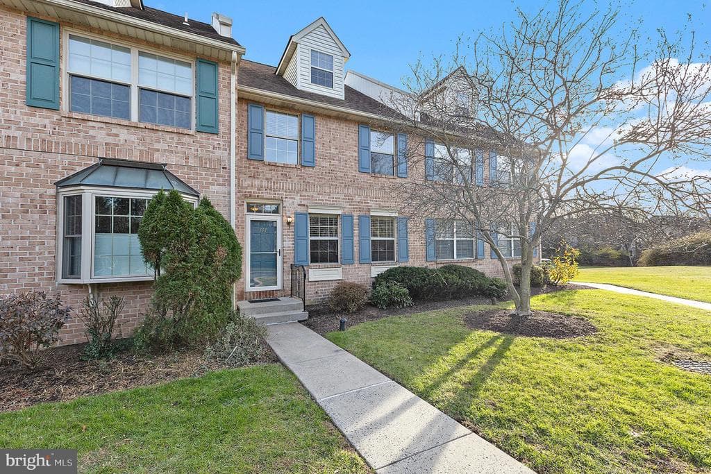 177 Godspeed Court photo 1