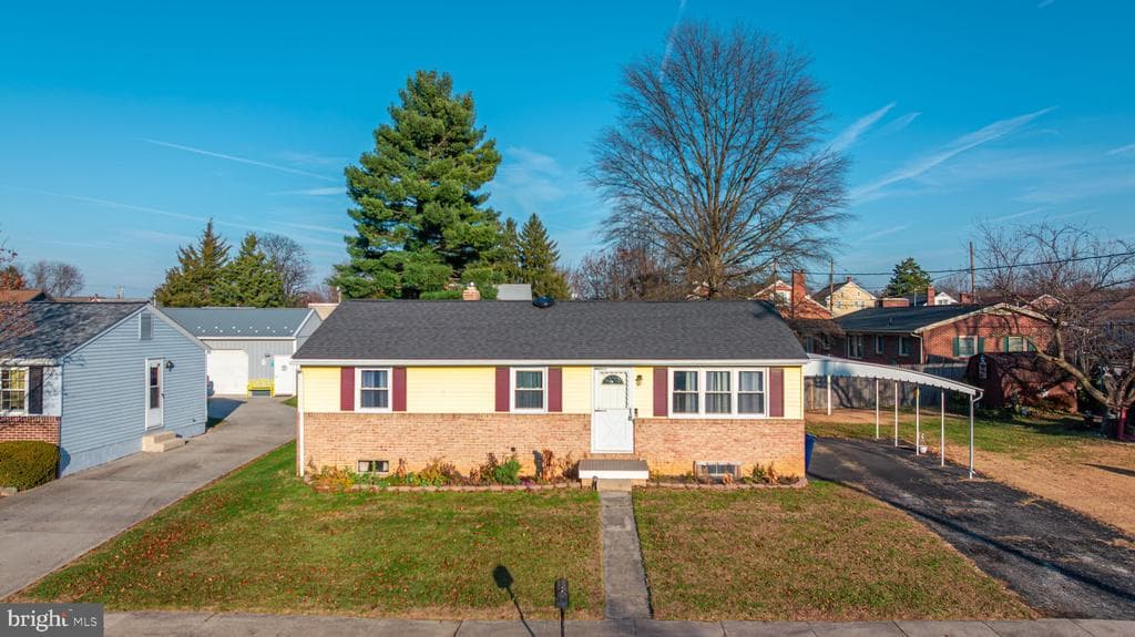 110 S Blettner Avenue photo 1