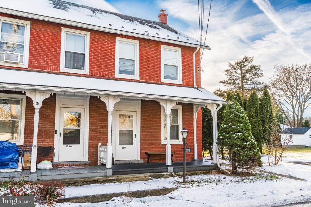 8914 Brookdale Road photo 1