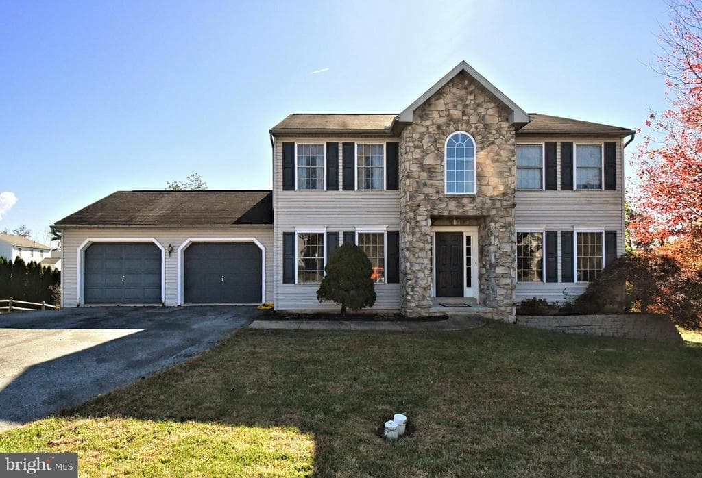 306 Kingston Drive photo 1