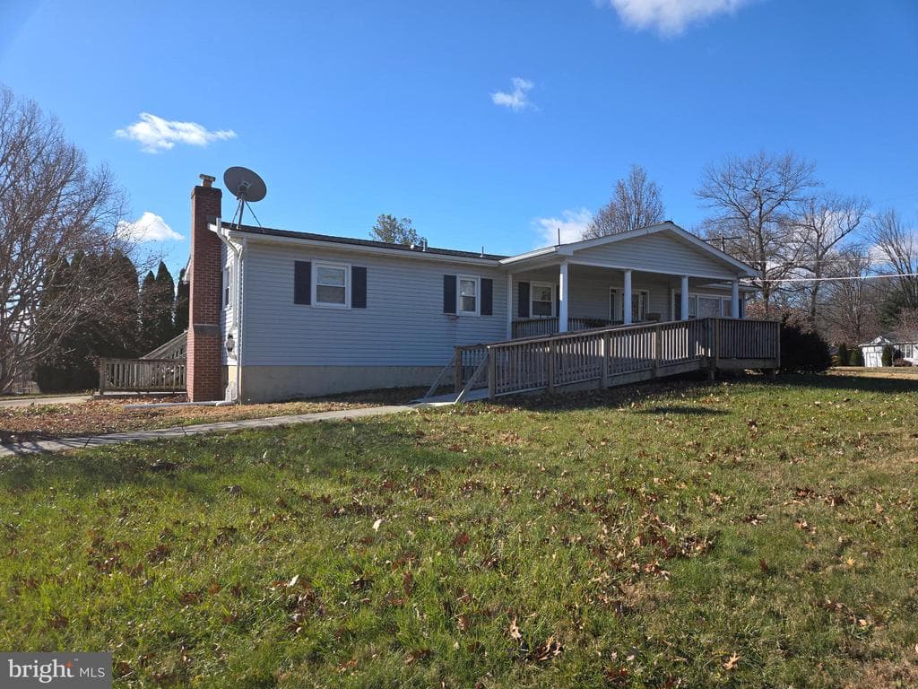 1037 Western Chapel photo 1