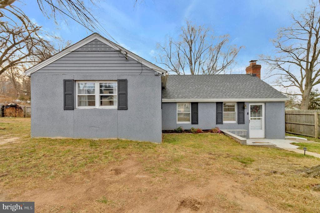 5713 Tennyson Street photo 1
